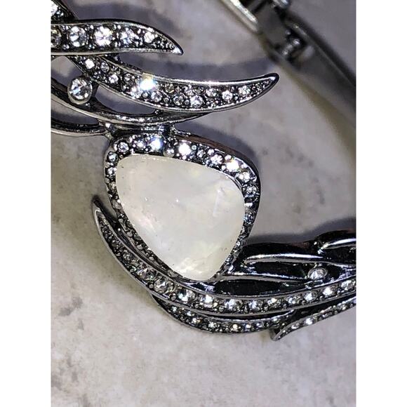 Chloe & Isabel moonlit wings pavé hinged bracelet- B057 - Picture 3 of 5